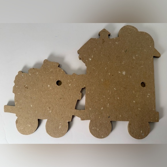 Vintage Winnie the Pooh Cardboard Wall Decor 3 Piece Train & Wagon - Picture 4 of 8